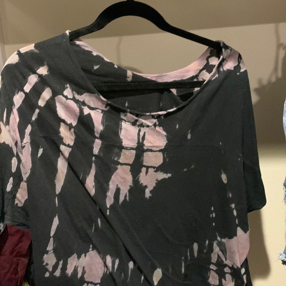 Cropped tie dye tee